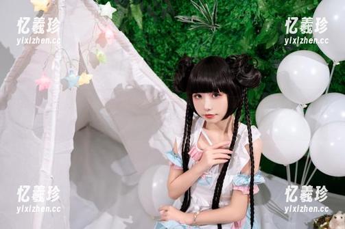 爆机少女喵小吉 当修女遇上爆机少女喵小吉:私拍竟然如此叛逆,套图看得我心痒痒!