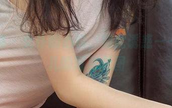 爱尤物 – 女仆的心机，如此诱惑——文静儿的写真美图