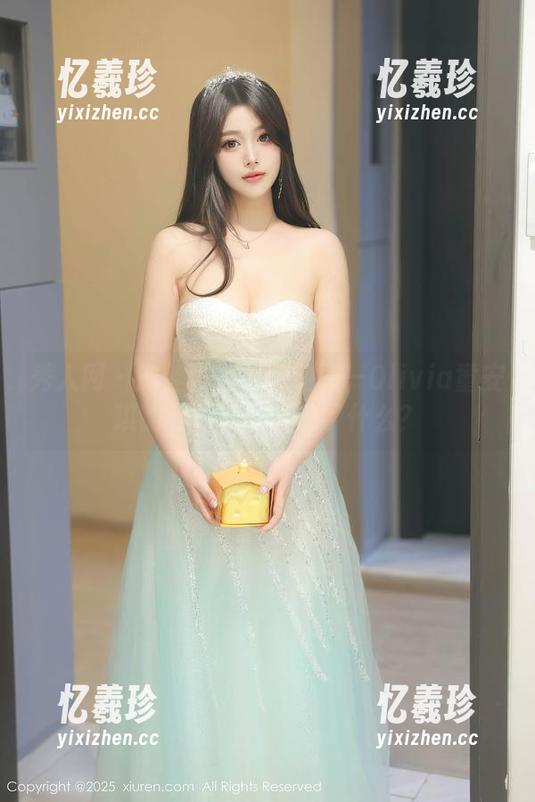 秀人网-Olivia童安琪 秀人网 - 肉丝可以如此动人—Olivia童安琪的私拍美图带来了什么?