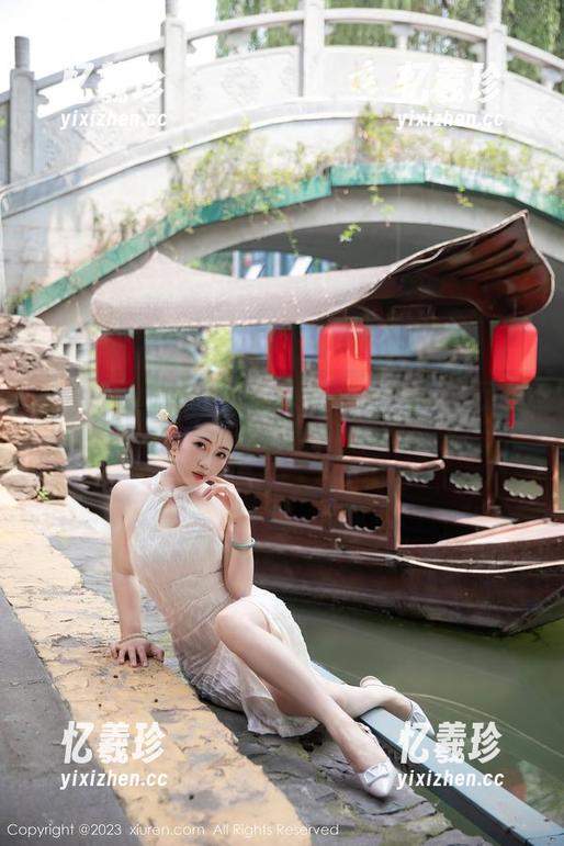 秀人网-唐翩翩 秀人网 - 唐翩翩的在线写真——我看了整整一个下午,秘书我也不想当了!