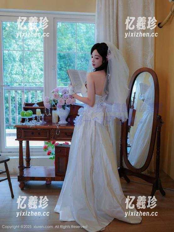 秀人网 - 夏天的记忆：圆圆酱的私房美图，风景和心情一个都不能少！