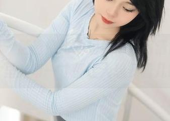 秀人网 – 随着娜比的短裤走进高清世界，照片里的每一寸都让人想多看几眼。