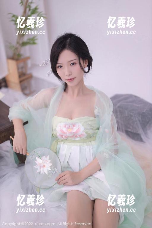 秀人网-安然Maleah 秀人网 - 免费美图小剧场:安然MaleahJK,她真的如此安然Maleah吗?