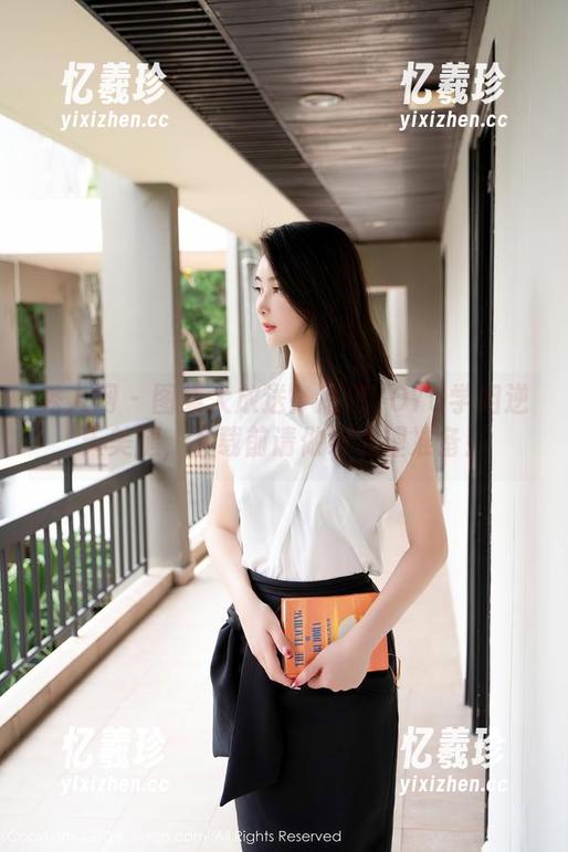 秀人网-悠悠YOYO 秀人网 - 图集大放送!悠悠YOYO学姐逆天美腿,下载前请做好心理准备!