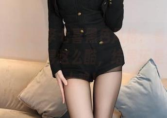 秀人网 – 精选李七喜黑色风格：看完我觉得我也可以穿得这么酷，结果还是穿成了土鸡！