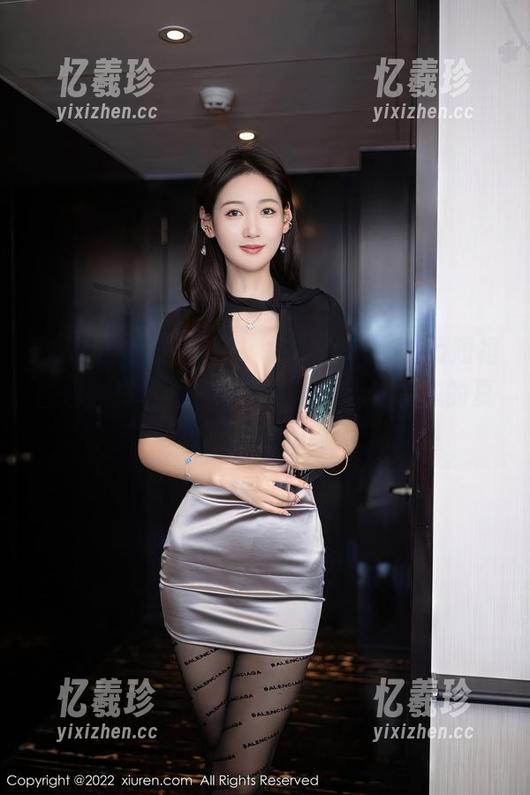 秀人网-杨紫嫣Cynthia 秀人网 - 资源分享!杨紫嫣Cynthia短裙图包,仿佛把我带回了那个无忧无虑的夏天……好想去海边晒太阳!