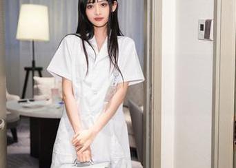 秀人网 – 白洁Bessie美足图集：下载前备好纸巾，可能会流口水