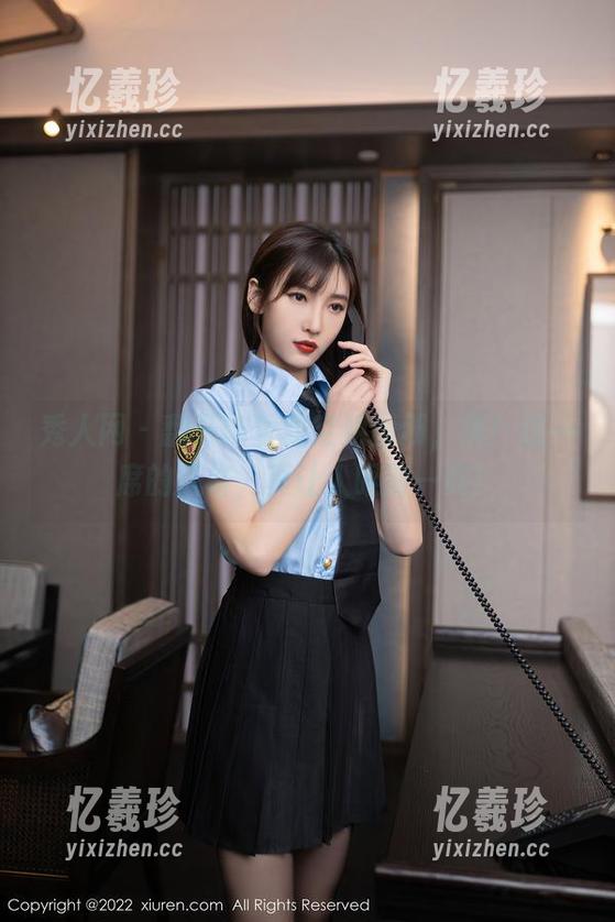 秀人网-陆萱雅 秀人网 - 翻开陆萱雅空姐图册,哦!这一席的风格,真让人眼前一亮!