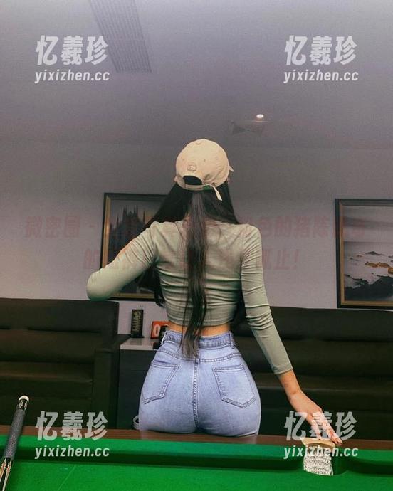 微密圈 - 全套写真出炉，粉色的猪陈佩奇的短裤日常让人浅尝辄止！