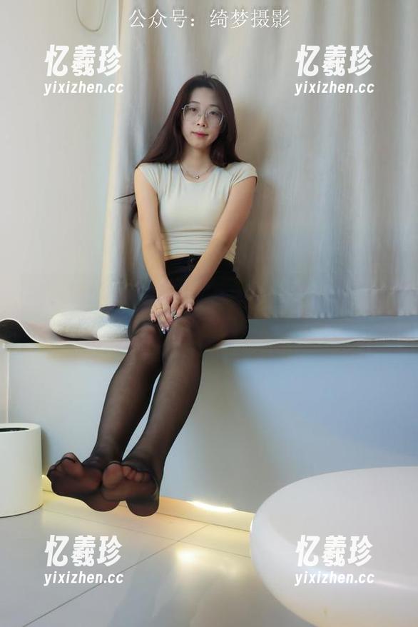 绮梦摄影-月月 绮梦摄影 - 今晚的选择:无圣光月月,套装里的每张图片都在无声诉说着魅惑。