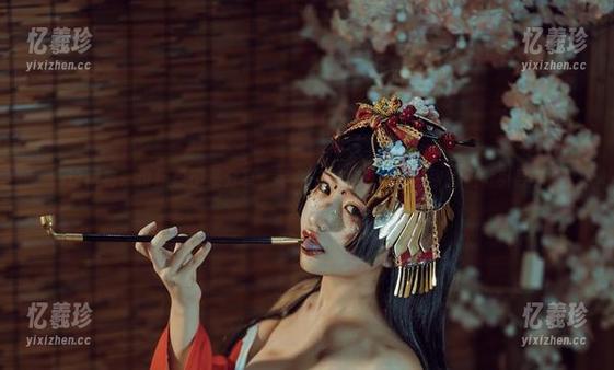 这里有一份黑兽图集分享，芊川一笑MNK就是你的视觉引导！