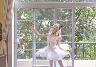 甘雨花嫁，苏嫣qvq的写真合集，心里那个小鹿还在乱撞…