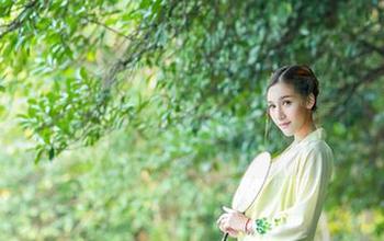 轰趴猫 – Ellie艾栗栗：今日的丝袜套图资源，明天的心跳加速！