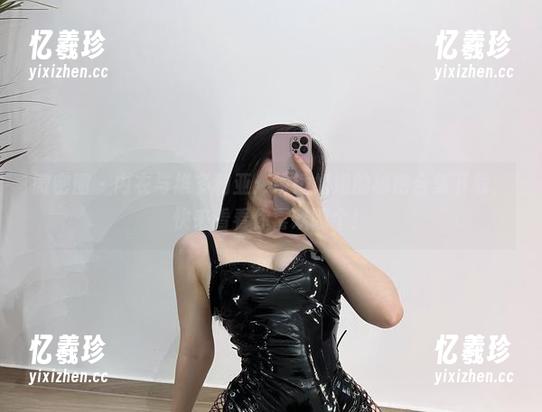 微密圈 - 内衣与维多利亚：铁锤姐姐的秘密合集下载，快来看看你喜欢哪个！