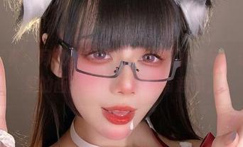 夜兰写真：阿九从不咕咕(九言)真会玩，让图包里的画面全都变得好有意思。