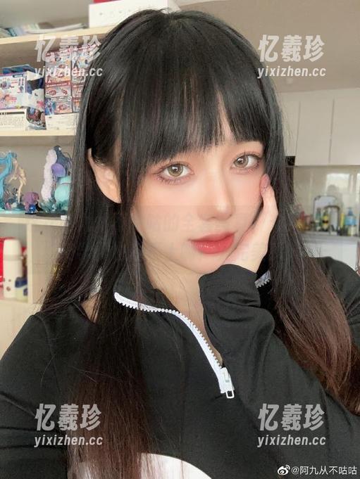 这次阿九从不咕咕的全套写真，卡芙卡再交学费也赶不上啊！太完美了！
