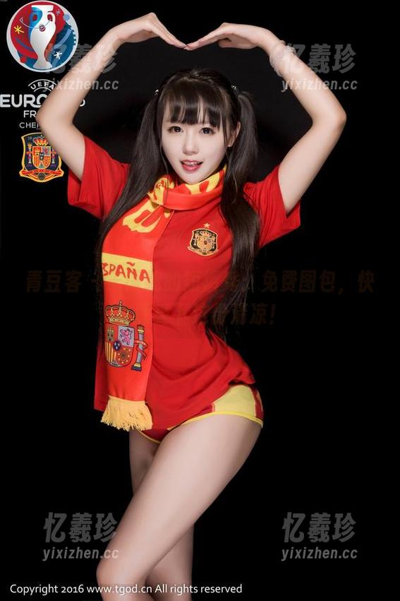 青豆客-王语纯 青豆客 - 王语纯的短裤秀:免费图包,快来感受下这份清凉!